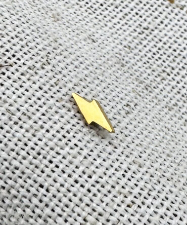 Labret Bolt