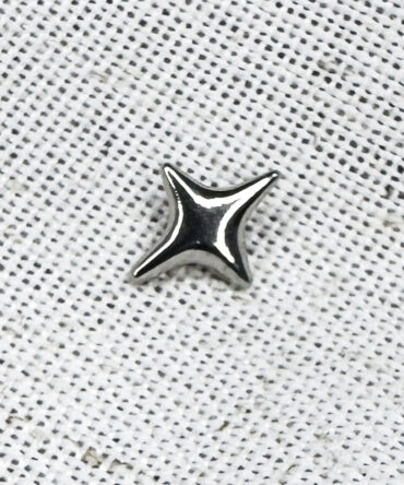 Labret Star